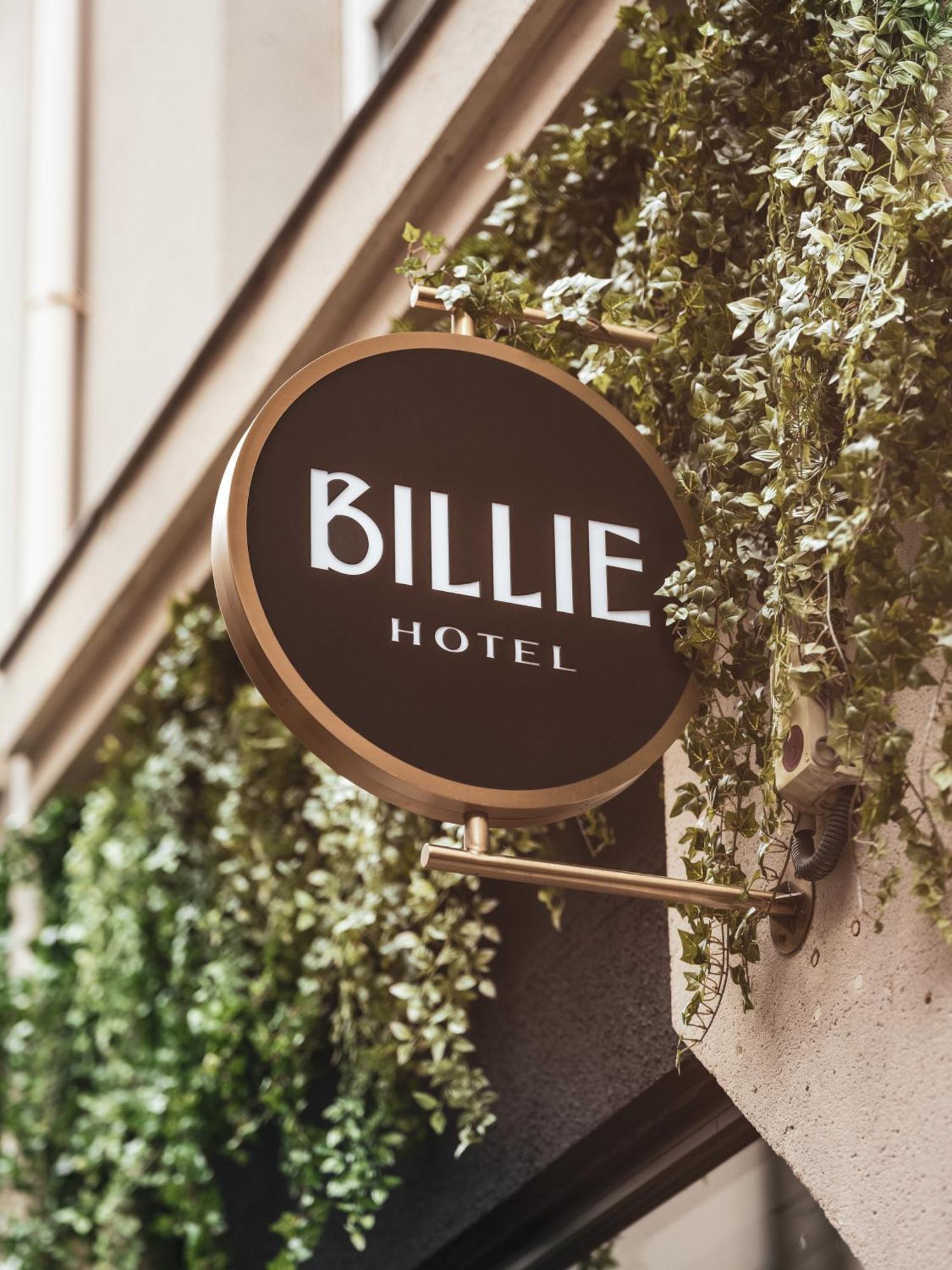 Billie - Reopening Summer 2024 3* Nantes